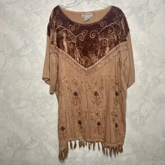 Just Cruising western embroidered shirt with fringe - Picture 2 of 8